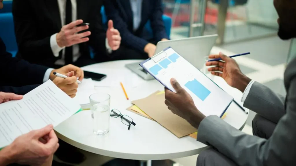 De acordo com o relatório do Tribunal de Contas da União (TCU), o percentual de obras paralisadas no país subiu de 29% para 38,5% nos últimos dois anos. Em números, isso significa mais 14.000 mil contratos atrasados. Crédito: Unisa