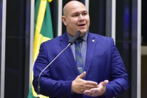 O deputado Abílio Brunini, que tentou barrar editais de produtores. Fonte: MidiaNews