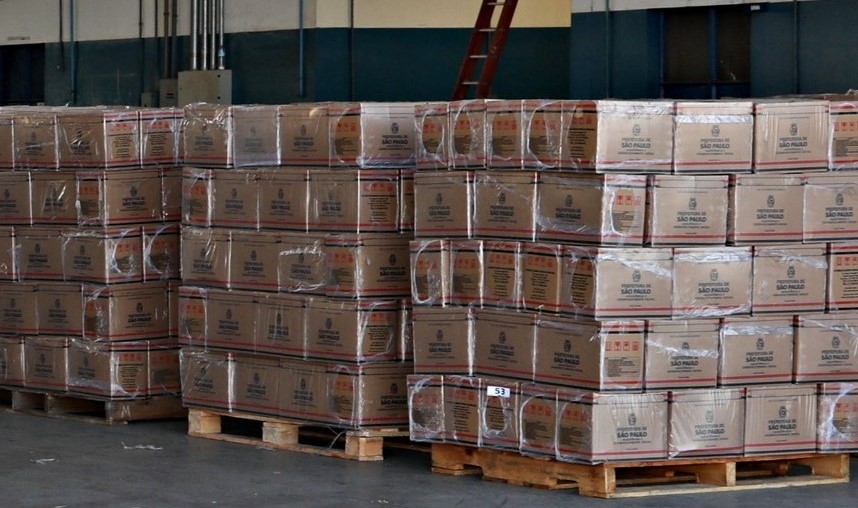 A Prefeitura de São Paulo abre pontos de coleta de donativos para a população atingida pelas chuvas no Rio Grande do Sul nas 23 unidades do Descomplica. Fonte: Prefeitura de SP