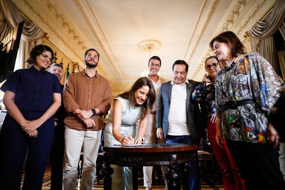 A governadora Raquel Lyra (PSDB) anunciou edital de licitação para creches do Juntos pela Educação (Hesíodo Góes/Secom). Fonte: Diário de Pernambuco