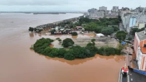 Rio Guaíba transbordou em Porto Alegre, no Rio Grande do Sul Imagem: Miguel Noronha/Enquadrar/Estadão Conteúdo. Fonte: Portal UOL