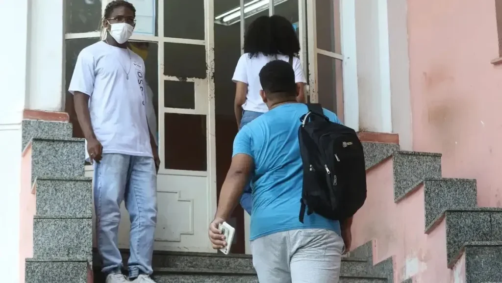 Lei que instituiu as cotas raciais foi sancionada em 2014, com validade de dez anos. Tânia Rêgo/Agência Brasil/Felipe Pontesda Agência Brasil/Brasília Fonte: CNN