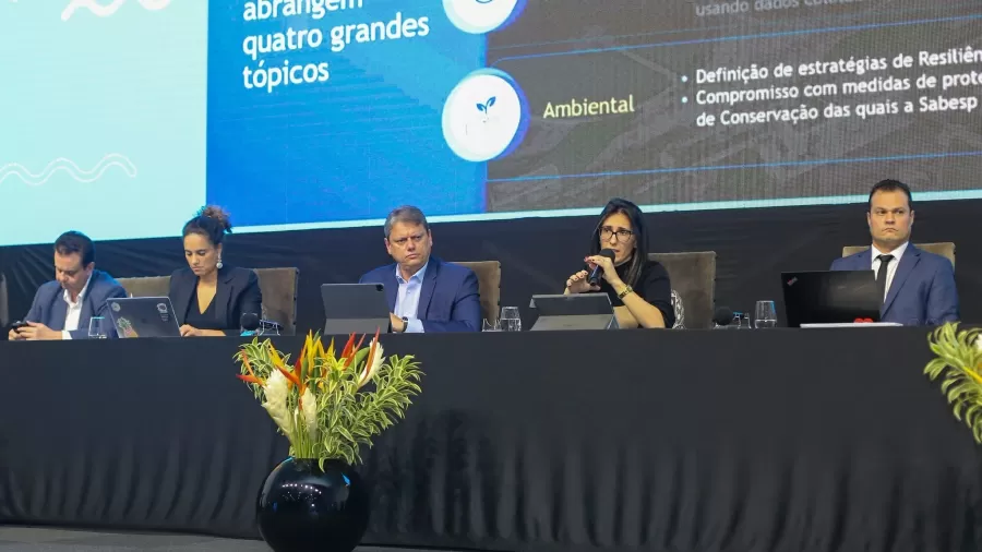 Reunião do Conselho Deliberativo da Urae-1 que aprovou contrato com Sabesp privatizada. Ao centro, o governador de São Paulo, Tarcísio de Freitas Imagem: 20.mai.2024-Marcelo S. Camargo / Governo do Estado de SP. Fonte: Portal UOL