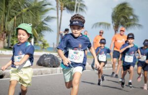 Corrida pela saúde aconteceu no bairro de Jaraguá, em Maceió. Cosems/AL. Fonte: Portal Oficial do Governo do Estado de Alagoas