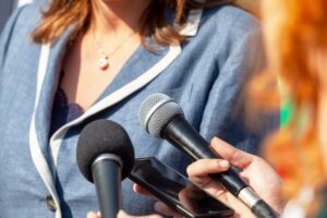 Debates vão abordar aspectos diversos enfrentados pelas candidatas. Fonte: Agência Câmara de Notícias