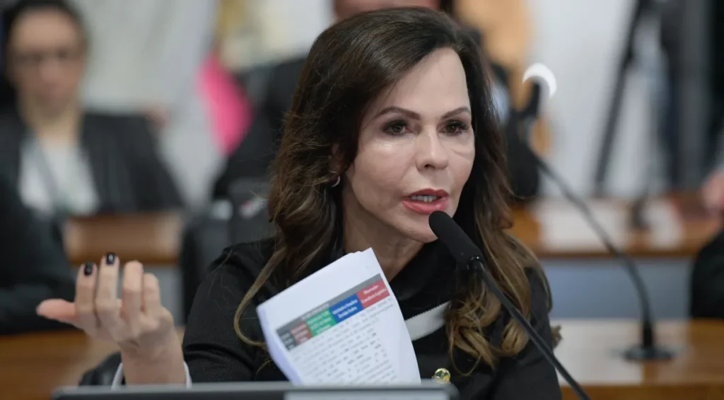 Dorinha aumentou a carga destinada à formação técnica e profissional - Saulo Cruz/Agência Senado/ Rebeca Borgesda CNN. Brasília Fonte: CNN