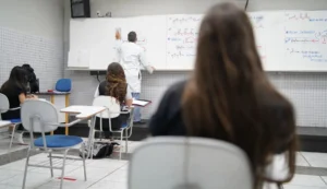 Novo plano terá 18 objetivos educacionais, dois a menos que o PNE atual Studio Formatura/Galois Gabriela Boechatda. Fonte: CNN