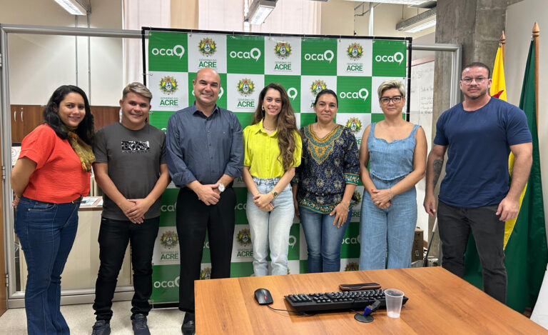 OCA reúne-se com equipe da Polícia Civil para tratar de avanços na implantação da Política de Atendimento no órgão. Foto: Ludymila Maia/OCA. Fonte: Agência de Notícias Acre
