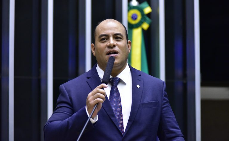 O autor da proposta, deputado Wolmer Araújo. Zeca Ribeiro/Câmara dos Deputados. Fonte: Agência Câmara de Notícias
