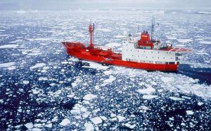 Navio brasileiro Barão de Teffé participou das primeiras expedições à Antártica. Foto: Divulgação/Marinha do Brasil. Fonte: UFSC
